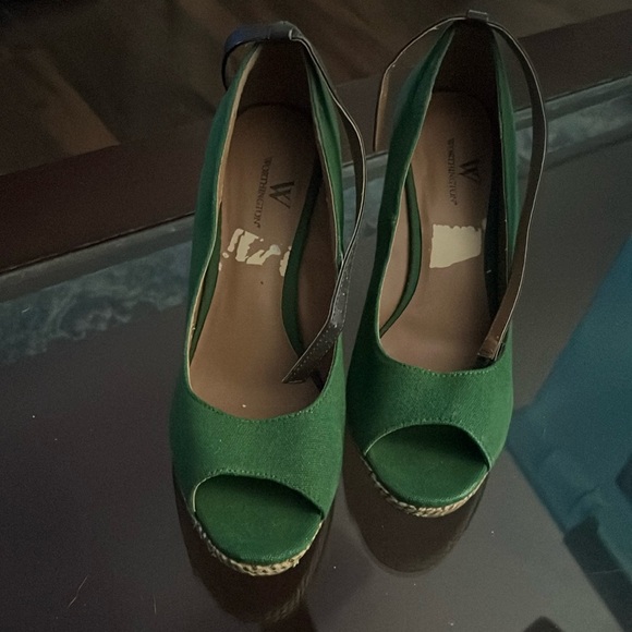 Worthington Shoes - Worthington size 7.5 green wedges